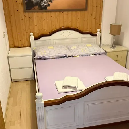 Berlin 4*